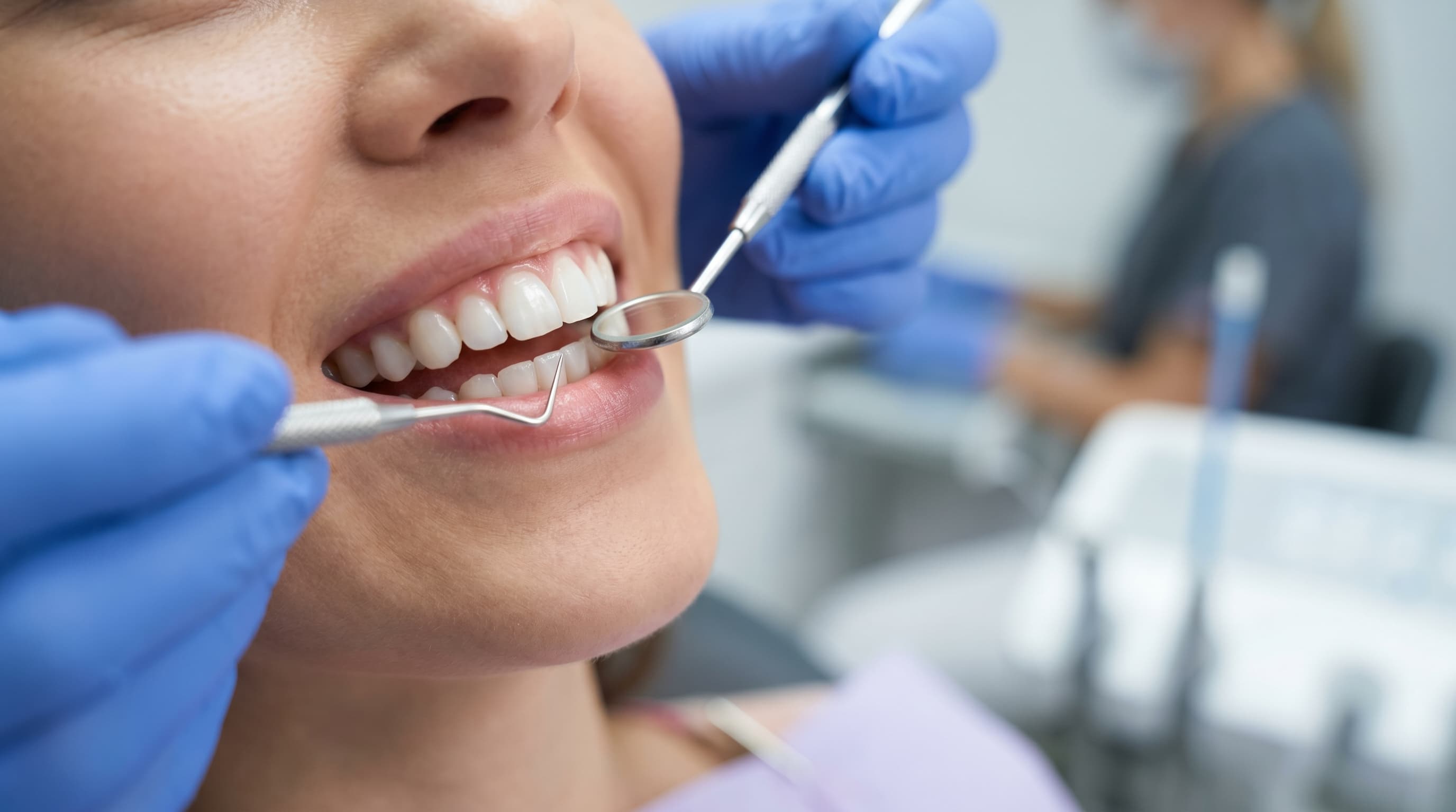 Atendimento odontológico com tecnologia na Odonto Clinic